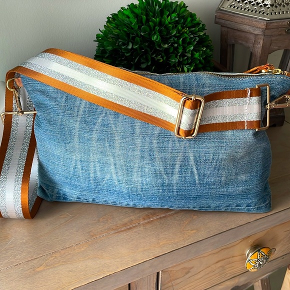 🎀UPCYCLED HOBO SHOULDER/CLUTCH BAG NEW🎀 - Picture 4 of 6